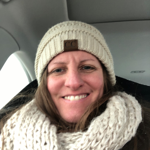 Meet your Posher, Michelle - Picture 2 of 4